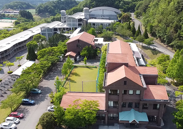 兵庫県立大学付属中学校